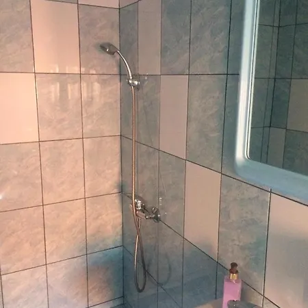 Pensiunea Everest Vendégház 3*